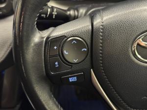 Toyota RAV4 2.2D-4D AWD VX - Image 9
