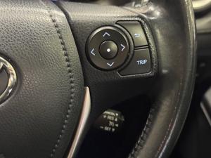 Toyota RAV4 2.2D-4D AWD VX - Image 10