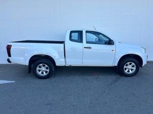 Isuzu D-Max 250 Extended cab Hi-Ride - Image 3