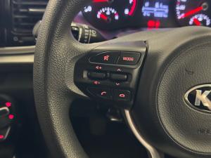 Kia Rio hatch 1.2 LS - Image 9