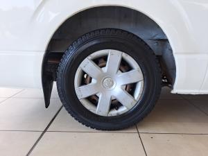 Toyota Quantum 2.5D-4D S-Long panel van - Image 9