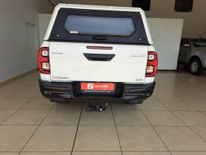 Toyota Hilux 2.8GD-6 double cab 4x4 Raider auto - Image 5