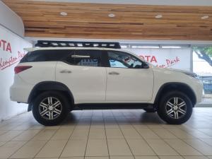 Toyota Fortuner 2.4GD-6 4x4 - Image 3
