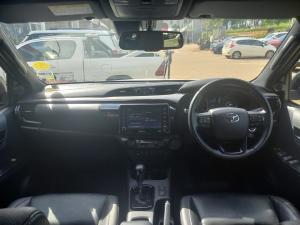 Toyota Hilux 2.8GD-6 double cab Legend auto - Image 6