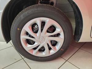 Toyota Vitz 1.0 - Image 10