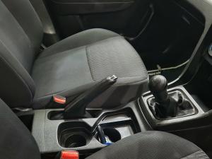 Toyota Urban Cruiser 1.5 Xi - Image 5