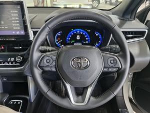Toyota Corolla Cross 1.8 XS Hybrid - Image 8