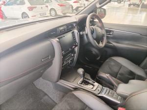 Toyota Fortuner 2.8GD-6 4X4 GR-S automatic - Image 6