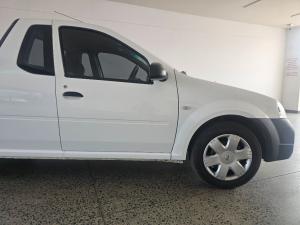 Nissan NP200 1.6 Safety PackS/C - Image 8
