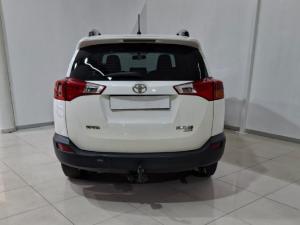 Toyota RAV4 2.2D-4D AWD GX - Image 4