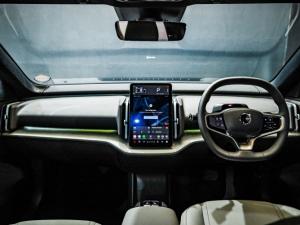 Volvo EX30 Cross Country Ultra Twin Motor Performance - Image 11