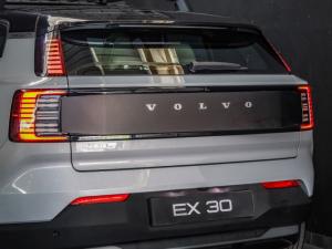 Volvo EX30 Cross Country Ultra Twin Motor Performance - Image 12