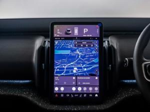 Volvo EX30 Ultra Single Motor Extended Range - Image 12