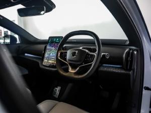 Volvo EX30 Ultra Single Motor Extended Range - Image 7