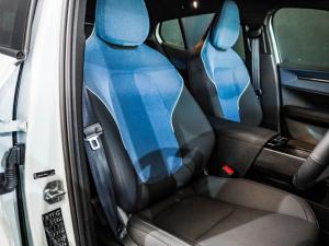 Volvo EX30 Core Single Motor - Image 8