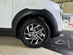 Mahindra XUV 3XO 1.2T AX5L - Image 17