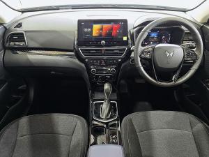 Mahindra XUV 3XO 1.2T AX5L - Image 20