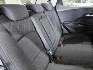 Mahindra XUV 3XO 1.2T AX5L - Image 27
