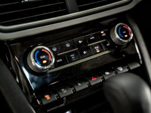 Mahindra XUV700 2.0T AX7L - Image 24