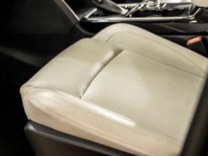 Mahindra XUV700 2.0T AX7L - Image 27