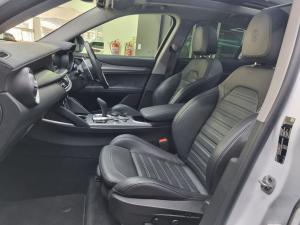 Alfa Romeo Stelvio 2.0T Super Q4 - Image 12