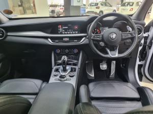 Alfa Romeo Stelvio 2.0T Super Q4 - Image 17