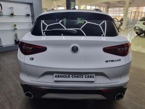 Alfa Romeo Stelvio 2.0T Super Q4 - Image 5