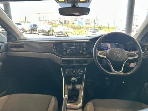 Volkswagen Polo hatch 1.0TSI Life manual - Image 10