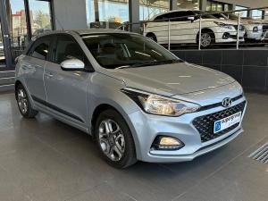 Hyundai i20 1.4 Fluid auto - Image 1