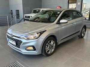 Hyundai i20 1.4 Fluid auto - Image 3
