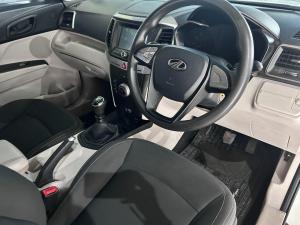 Mahindra XUV300 1.2T W6 - Image 13