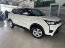 Thumbnail Mahindra XUV300 1.2T W6