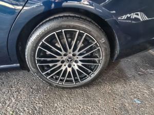 Mercedes-Benz C-Class C200 Avantgarde - Image 4