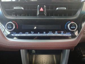 Toyota Corolla Cross 1.8 XR - Image 11