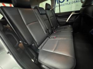 Toyota Land Cruiser Prado 2.8GD VX - Image 6