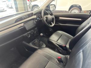 Toyota Hilux 2.4GD single cab S (aircon) - Image 7