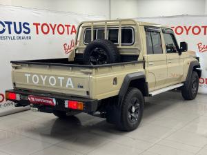 Toyota Land Cruiser 79 2.8GD-6 double cab - Image 2