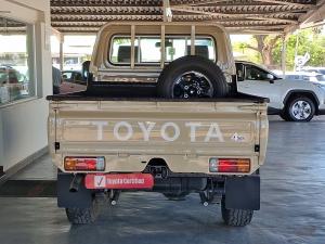 Toyota Land Cruiser 79 2.8GD-6 single cab auto - Image 5