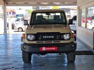 Toyota Land Cruiser 79 2.8GD-6 single cab auto - Image 4