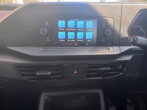 Volkswagen Caddy Kombi 2.0TDI - Image 13