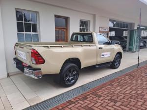 Toyota Hilux 2.4GD-6 single cab 4x4 Raider manual - Image 2