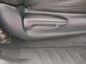 Toyota Hilux 2.4 GD-6 Raider 4X4S/C - Image 14