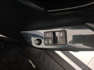 Toyota Hilux 2.4 GD-6 Raider 4X4S/C - Image 17