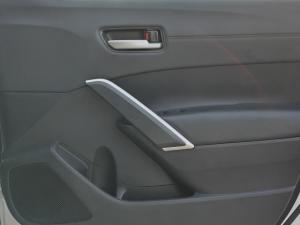 Toyota Corolla Cross 1.8 XI - Image 24