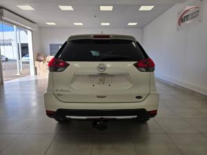 Nissan X Trail 2.5 Acenta 4X4 CVT - Image 5
