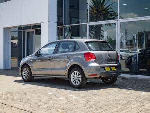 Volkswagen Polo Vivo hatch 1.6 Comfortline auto - Image 3