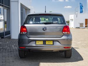Volkswagen Polo Vivo hatch 1.6 Comfortline auto - Image 4