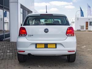 Volkswagen Polo Vivo hatch 1.6 Comfortline auto - Image 4