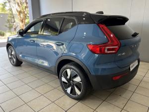Volvo XC40 Recharge Single Motor Plus - Image 3