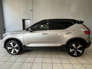 Volvo XC40 Recharge Single Motor Plus - Image 2